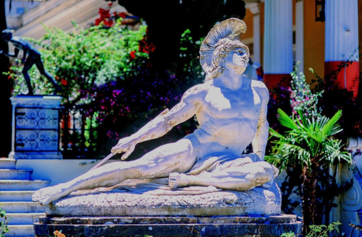 Travelers Luxury Suites, & * Corfu (city)