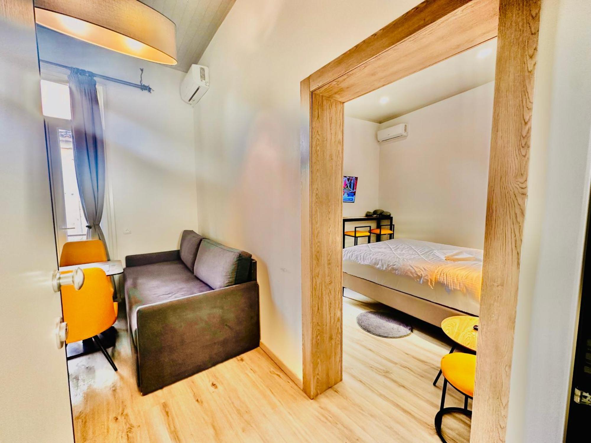 Appartement Travelers Luxury Suites, &