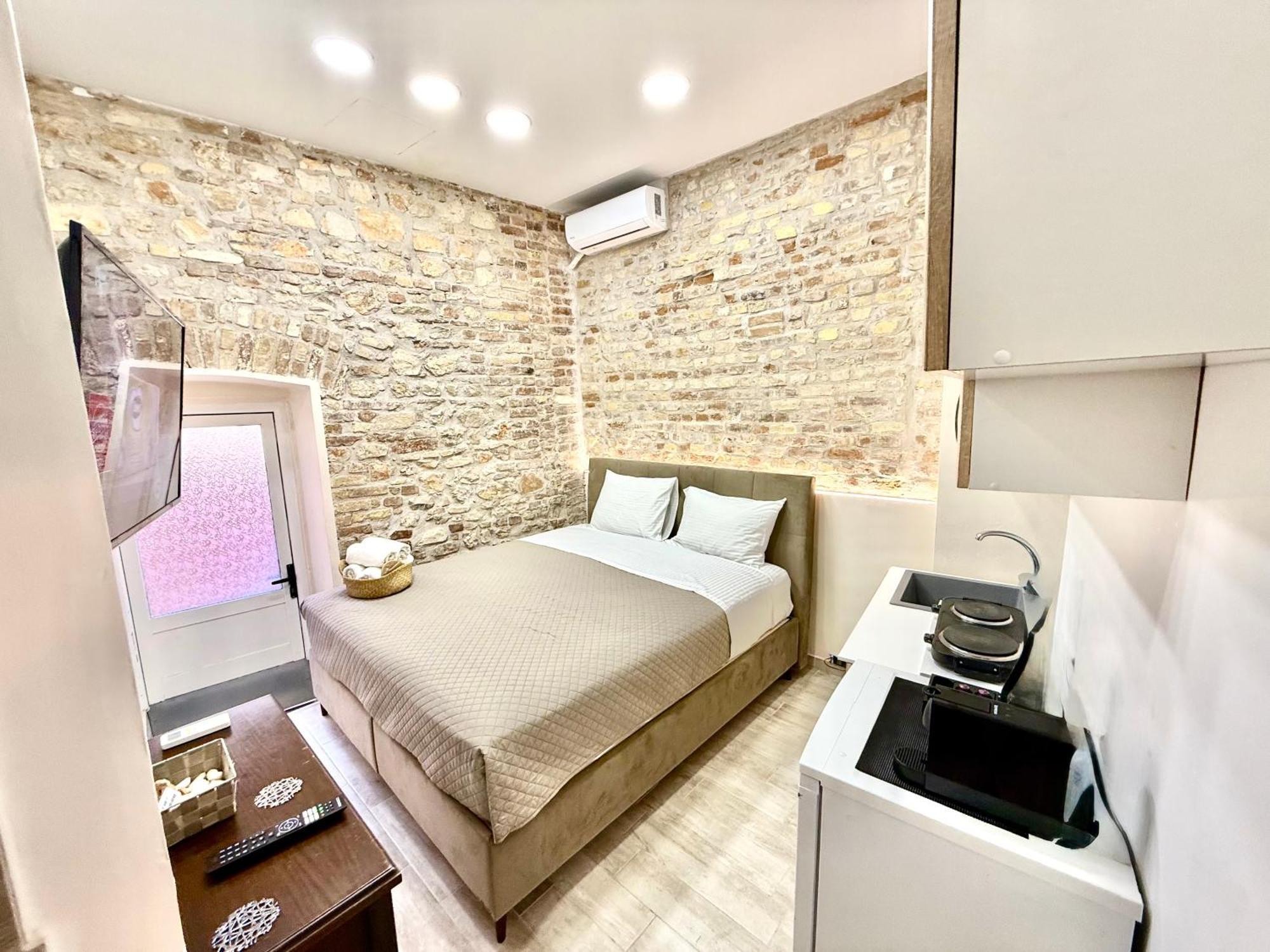 Appartement Travelers Luxury Suites, & *